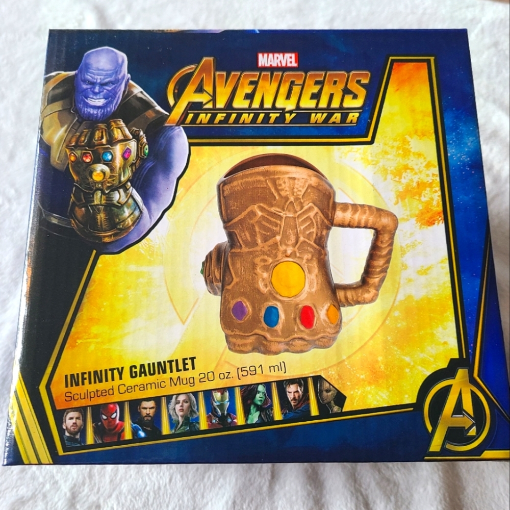 Marvel Infinity War Gauntlet Mug